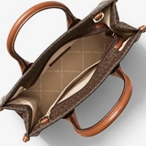 BEST PRICE 🔥Michael Kors Mirella Small Logo Crossbody Bag Brown signature color - Picture 9 of 14